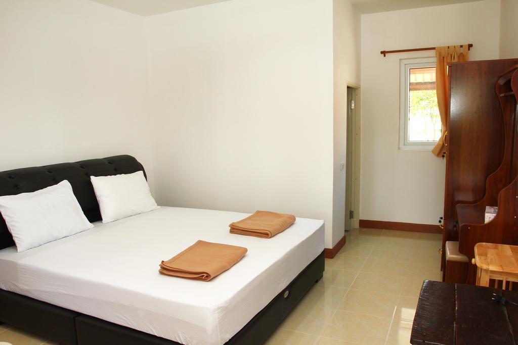 Baan Pordee Homestay Phayayen Buitenkant foto