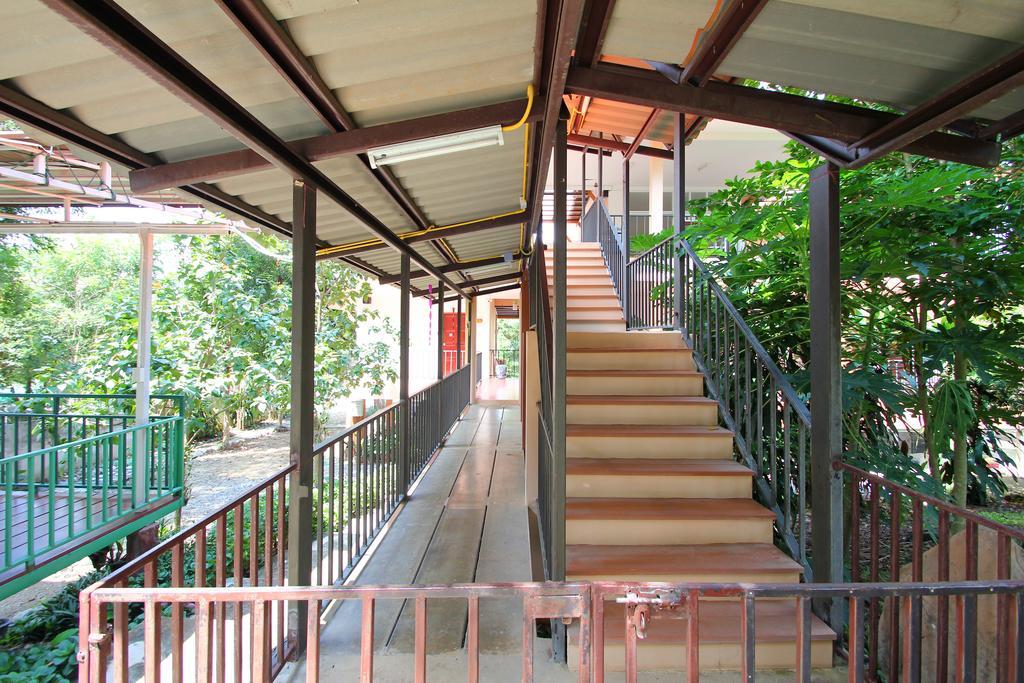Baan Pordee Homestay Phayayen Buitenkant foto